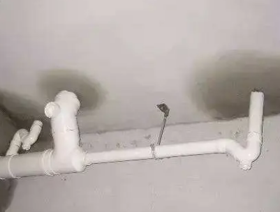 富拉尔基卫生间测漏水的几种情景